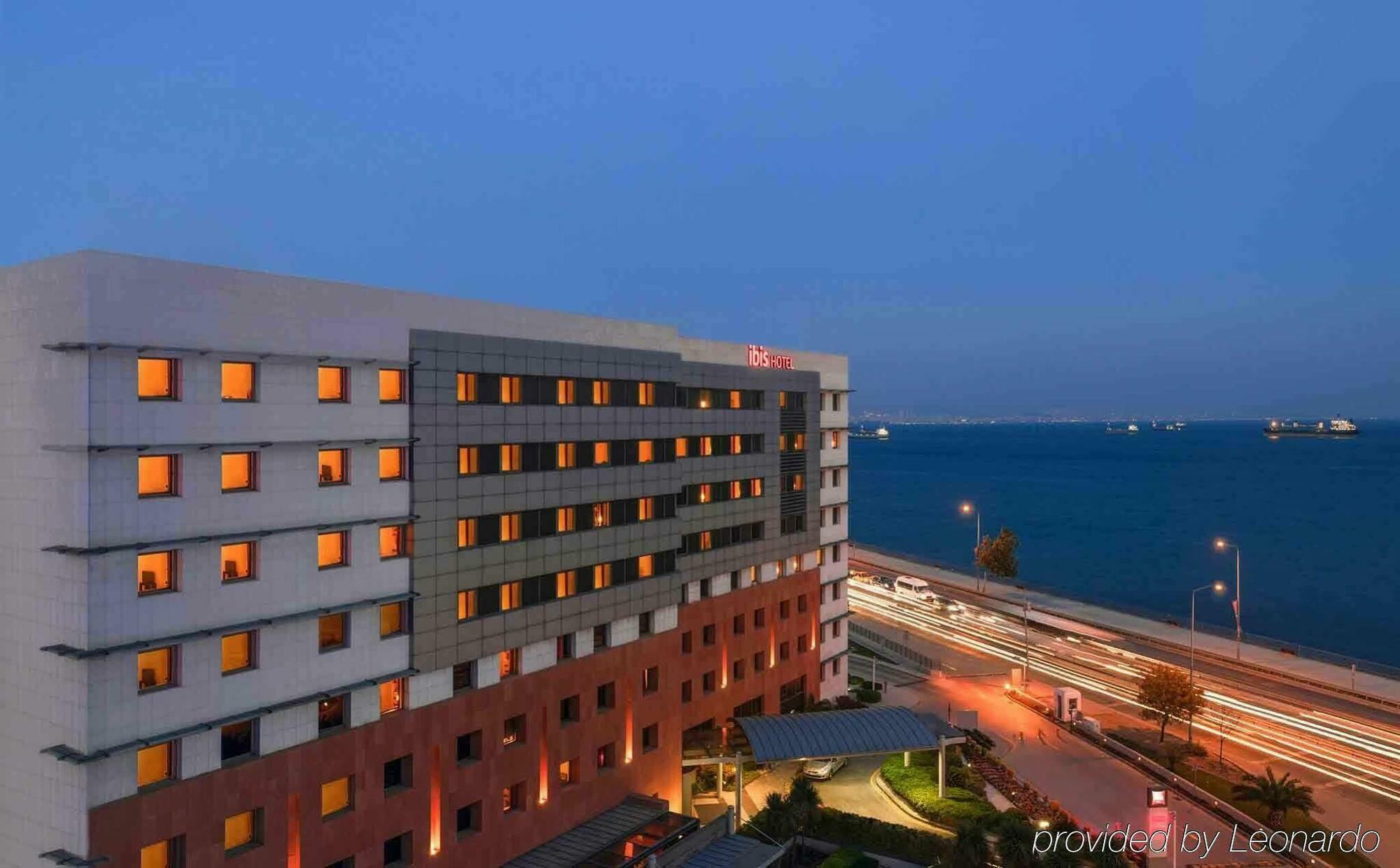 Ibis Istanbul Zeytinburnu Hotel Ngoại thất bức ảnh